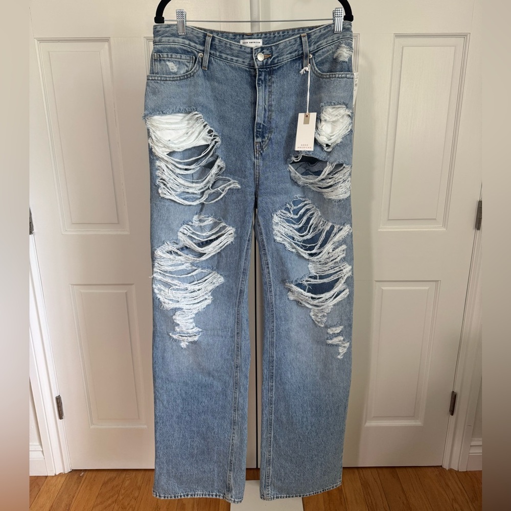 Good American Distressed Light Blue Straight Leg Jeans - Picture 2 of 13